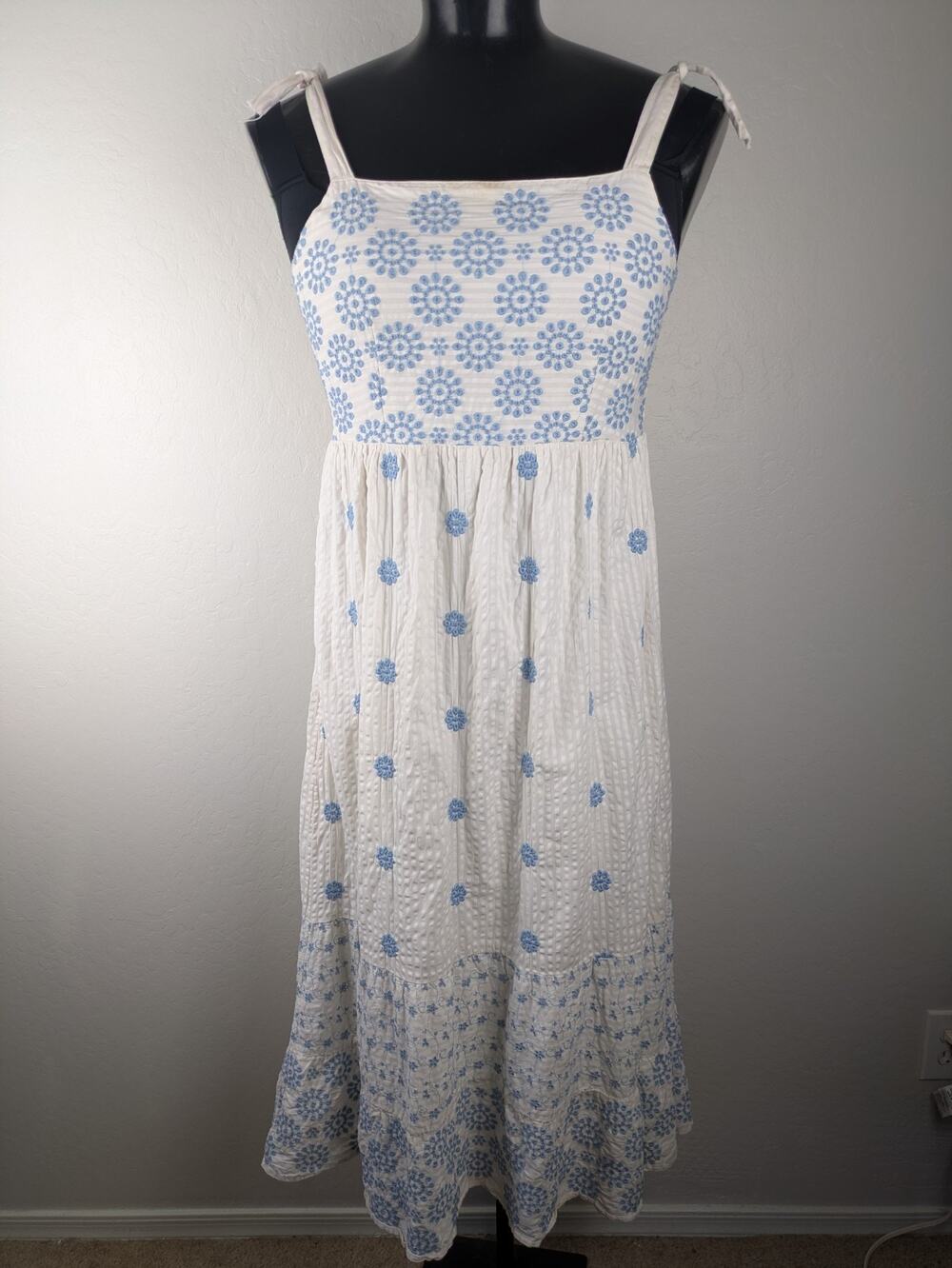 American Eagle Tiered Cotton Midi Length Sundress Tie Shoulder cream blue